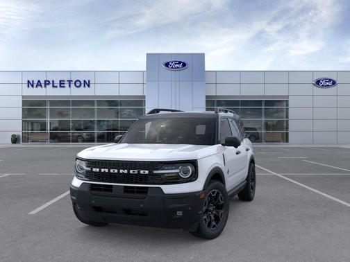 Oxford White 2026 Ford Bronco Sport Outer Banks
