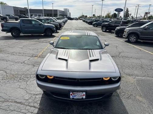 2015 Dodge Challenger SXT