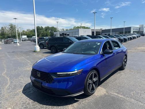 Still Night Pearl 2023 Honda Accord Hybrid Sport