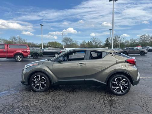 Bronze Oxide 2021 Toyota C-HR LE