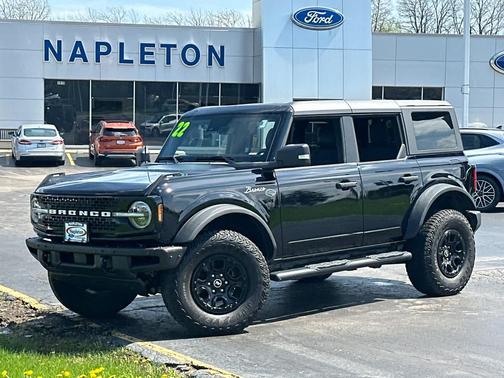 Shadow Black 2022 Ford Bronco Wildtrak