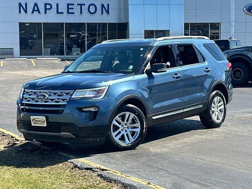 Blue Metallic 2019 Ford Explorer XLT