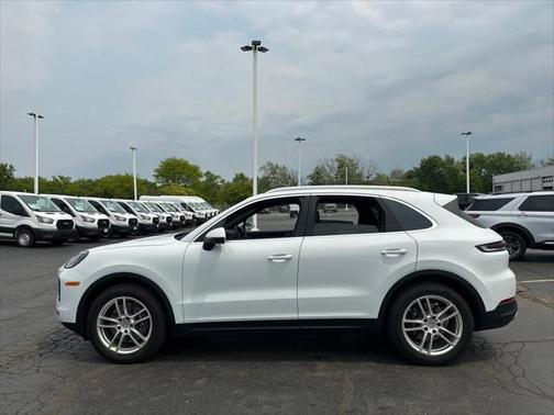 2024 Porsche Cayenne Base