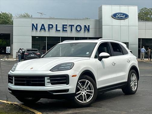 2024 Porsche Cayenne Base