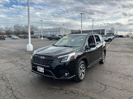 2023 Subaru Forester Premium