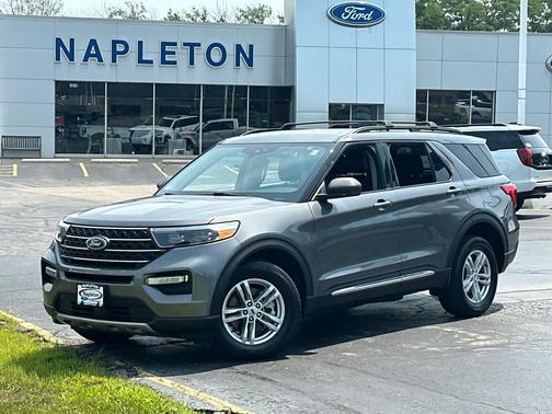 Carbonized Gray Metallic 2023 Ford Explorer XLT
