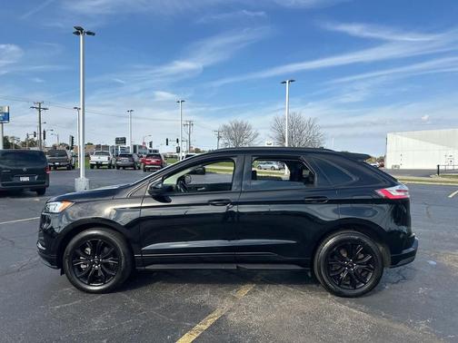 Agate Black Metallic 2024 Ford Edge SE