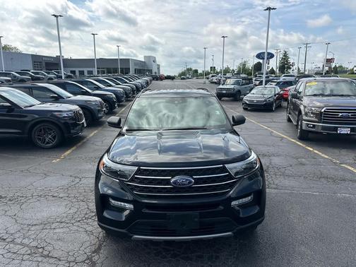 Agate Black Metallic 2020 Ford Explorer XLT