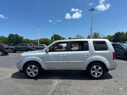 Alabaster Silver Metallic 2015 Honda Pilot EX-L
