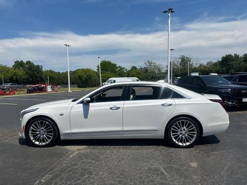 Crystal White Tricoat 2018 Cadillac CT6 3.0L Twin Turbo Luxury