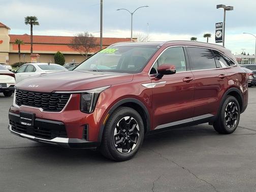 2025 Kia Sorento S