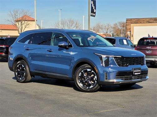 2025 Kia Sorento S