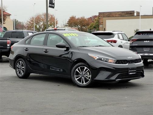 2024 Kia Forte LXS