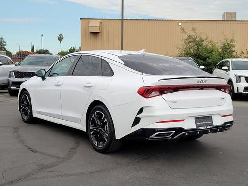 White Pearl 2022 Kia K5 GT-Line