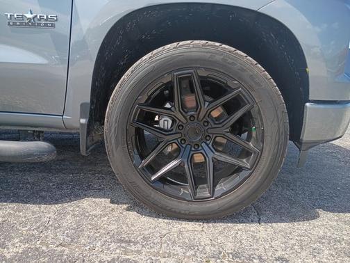 Sterling Gray Metallic 2024 Chevrolet Silverado 1500 RST