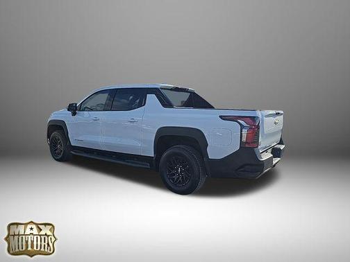 2025 Chevrolet Silverado EV LT