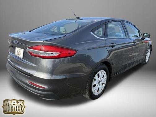 Magnetic 2019 Ford Fusion S