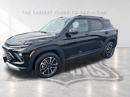 Mosaic Black Metallic 2026 Chevrolet Trailblazer LT