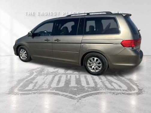 Beige 2010 Honda Odyssey EX