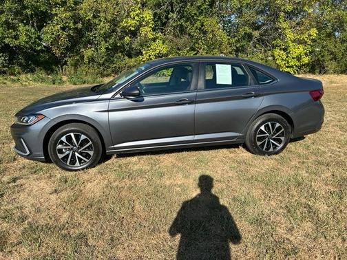 Gray 2025 Volkswagen Jetta 1.5T S