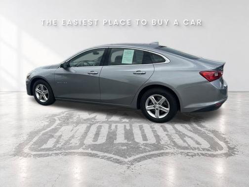 Sterling Gray Metallic 2024 Chevrolet Malibu LT