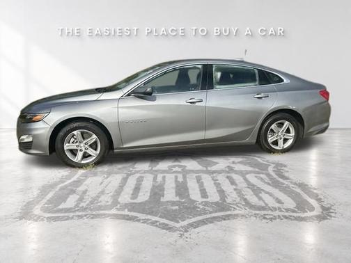 Sterling Gray Metallic 2024 Chevrolet Malibu LT