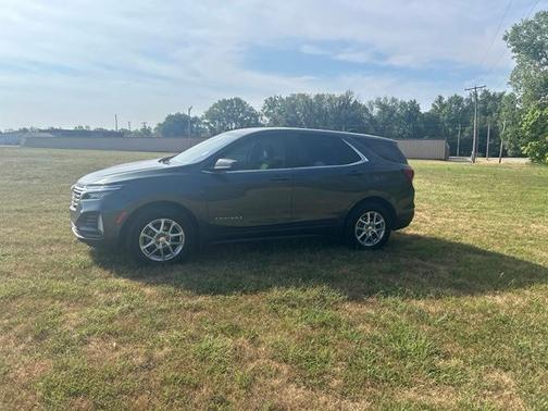 Iron Gray Metallic 2023 Chevrolet Equinox LT