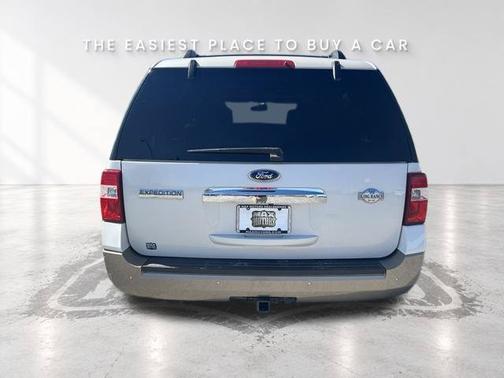 White Platinum Clearcoat Metallic 2014 Ford Expedition EL King Ranch