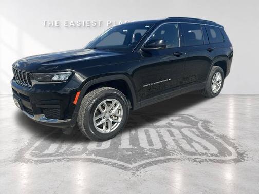 Diamond Black Crystal Pearlcoat 2024 Jeep Grand Cherokee L Laredo