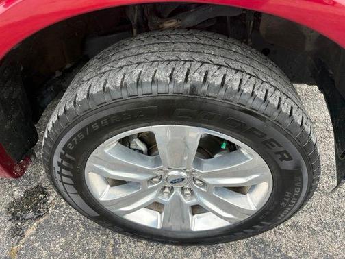 Ruby Red Metallic Tinted Clearcoat 2019 Ford F-150 Platinum