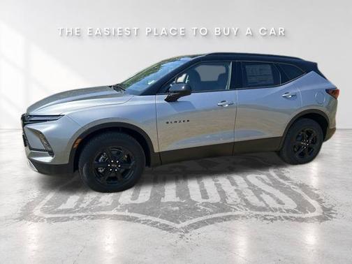 Sterling Gray Metallic 2026 Chevrolet Blazer LT