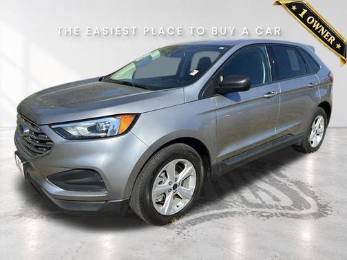 Silver Metallic 2021 Ford Edge SE