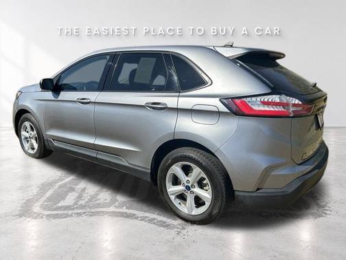 Silver Metallic 2021 Ford Edge SE