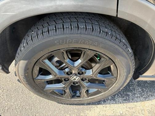 Crystal Black Pearl 2023 Honda HR-V Sport