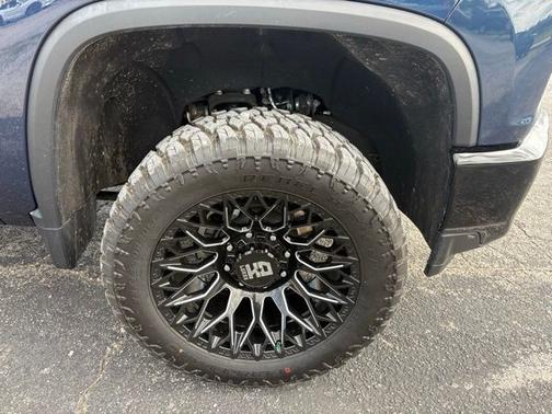 Northsky Blue Metallic 2022 Chevrolet Silverado 2500 Custom