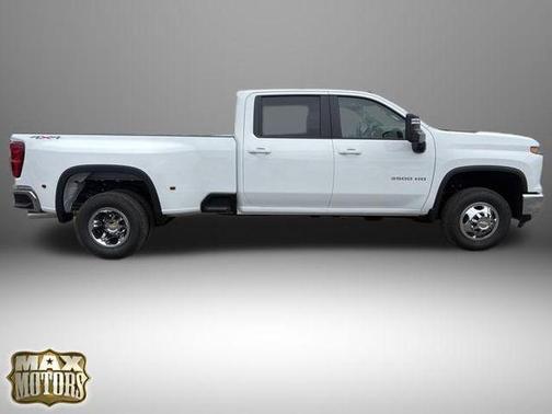 Summit White 2026 Chevrolet Silverado 3500 LT