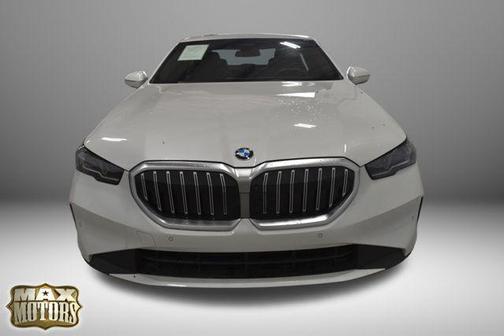 2024 BMW 530 i xDrive