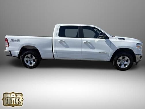 Bright White Clearcoat 2022 RAM 1500 Big Horn/Lone Star