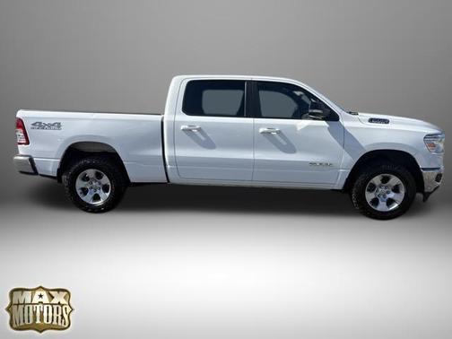 Bright White Clearcoat 2022 RAM 1500 Big Horn/Lone Star