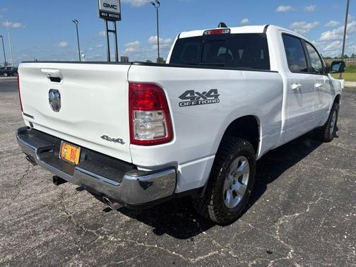 Bright White Clearcoat 2022 RAM 1500 Big Horn