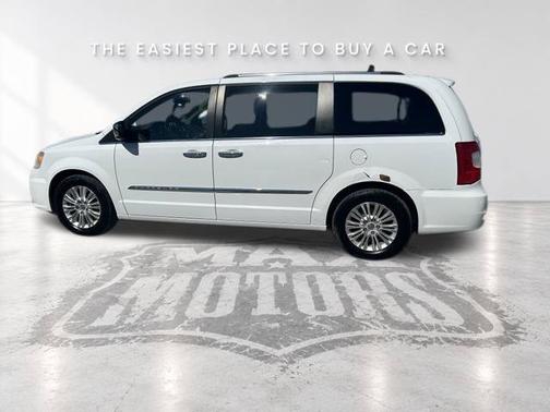 Bright White Clearcoat 2014 Chrysler Town & Country Limited