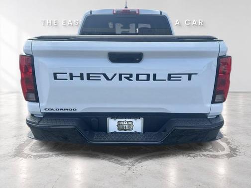 Summit White 2026 Chevrolet Colorado Work Truck
