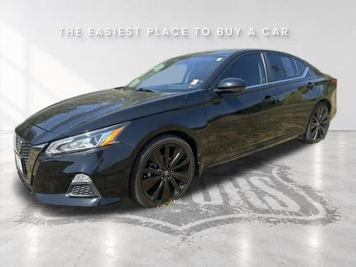 Super Black Clearcoat 2021 Nissan Altima 2.5 SR