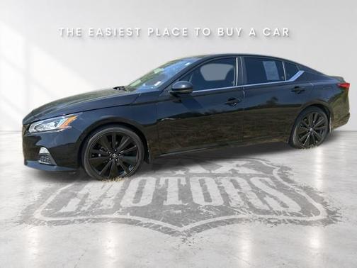 Super Black Clearcoat 2021 Nissan Altima 2.5 SR