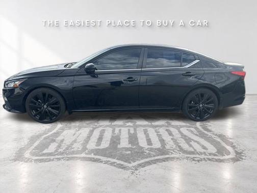 Super Black Clearcoat 2021 Nissan Altima 2.5 SR