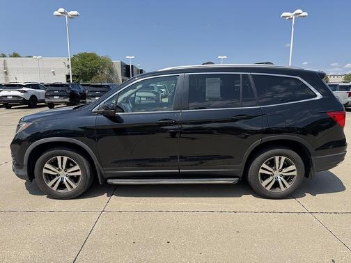 Crystal Black Pearl 2016 Honda Pilot EX-L