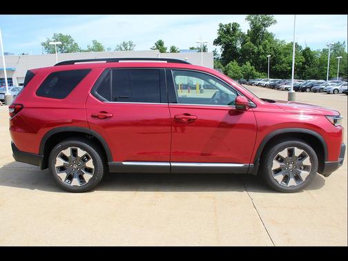 Radiant Red Metallic II 2026 Honda Pilot Elite