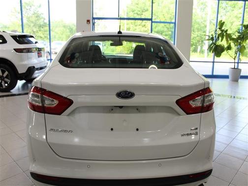 2013 Ford Fusion Hybrid SE Hybrid