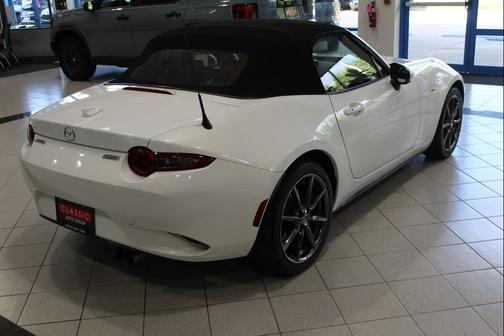 2016 Mazda MX-5 Miata Grand Touring