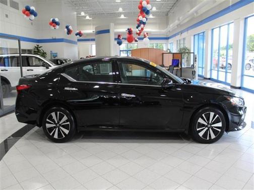 2021 Nissan Altima 2.5 SL